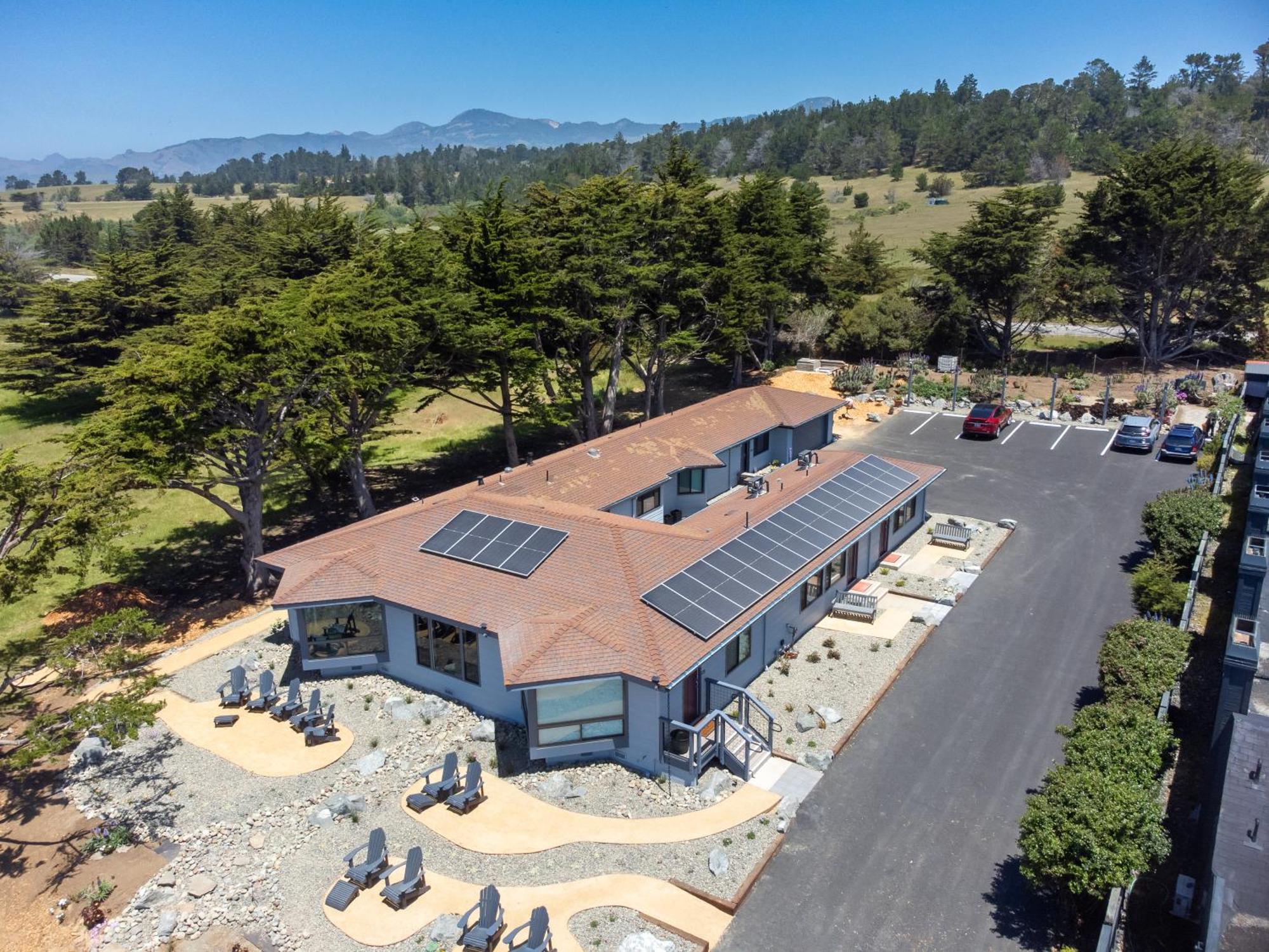 Windrush Inn - Cambria Bagian luar foto